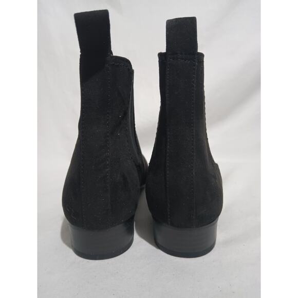 NWT Find Size 10 Black Rubber Sole Ankle Booties Pull On - Picture 4 of 10